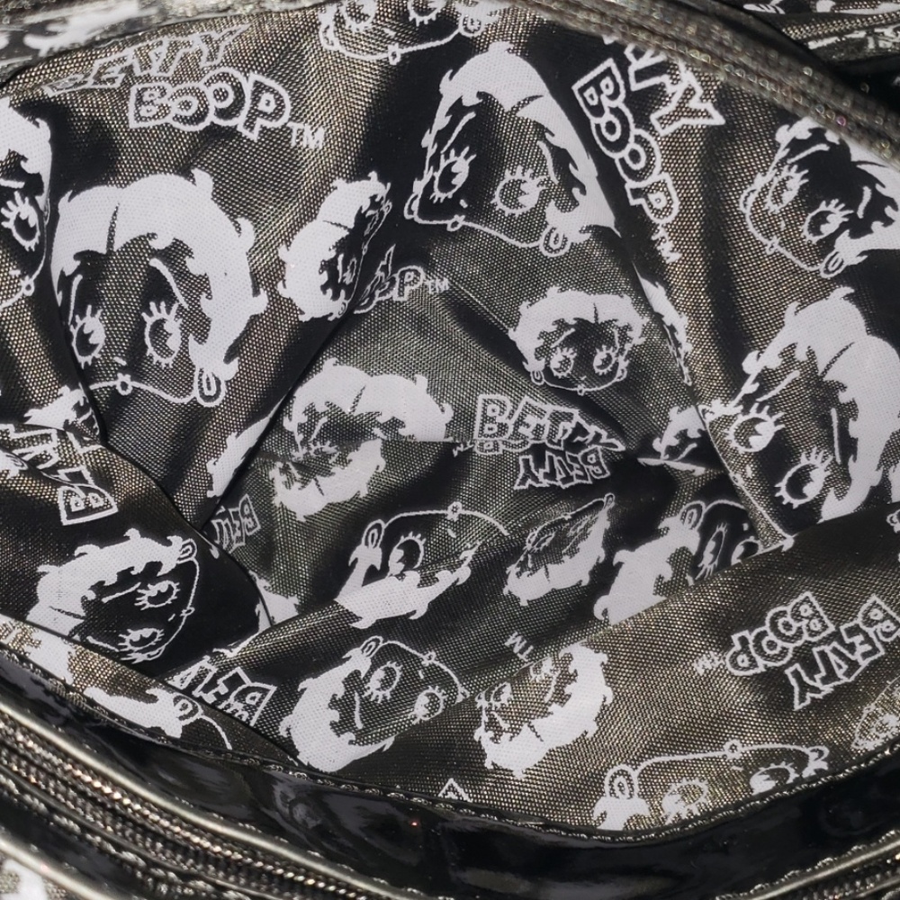 Black shiny BETTY BOOP bag - Picture 6 of 8